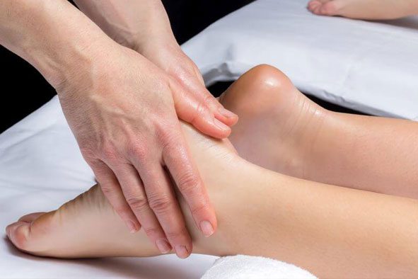 Choose Zen'd Out Massage Spa for Couples Massage in Denver